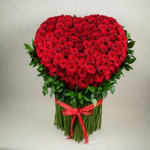 101 Red Roses