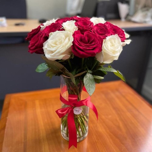 Timeless Romance flower vase Timeless Romance flower vase